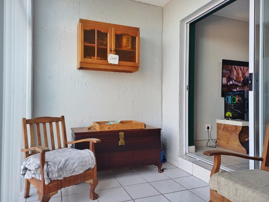 2 Bedroom Property for Sale in Hartenbos Heuwels Western Cape